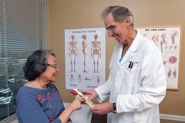 Finding solutions for joint pain at Palmdale Regional